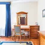Hotel Qubus