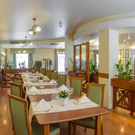 Qubus Hotel