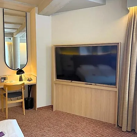 Qubus Szálloda 4*