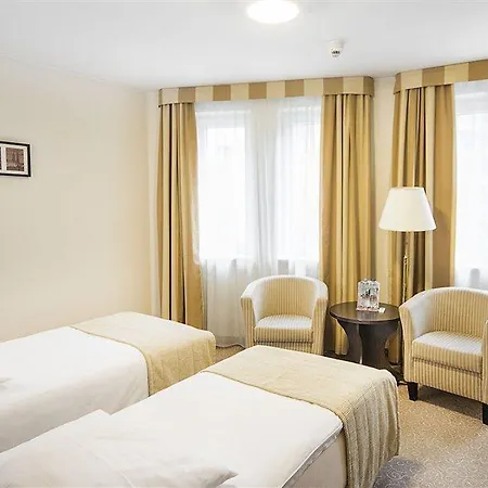 Hotel Qubus 4*