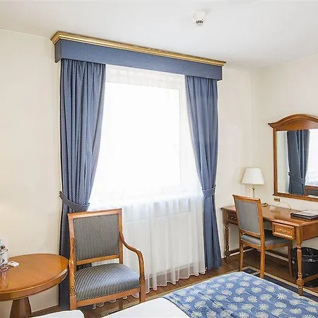 Hotel Qubus