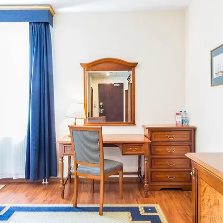Hotel Qubus